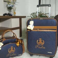 Mala Customizada com Rodinhas e Bolsa Maternidade Azul e Caramelo